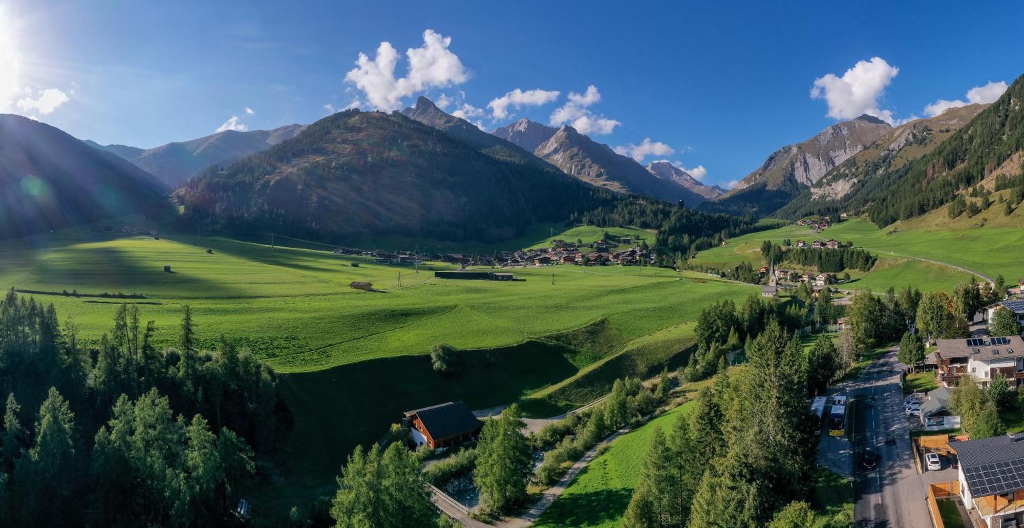 Haus Paul Apartamento Kals-am Großglockner Exterior foto